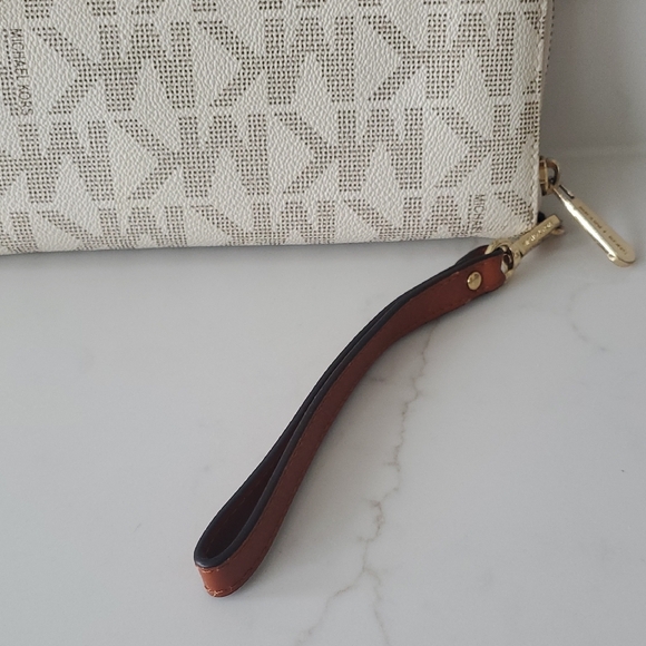 Michael Kors Cream and Brown Logo Wristlet - Picture 4 of 11